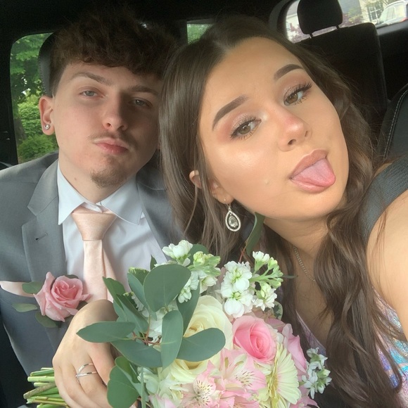 Meet your Posher, Madisyn - Picture 1 of 1